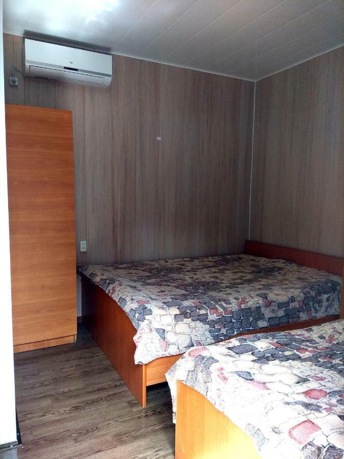Mini Hotel Уютный Дворик Odesa Exterior foto