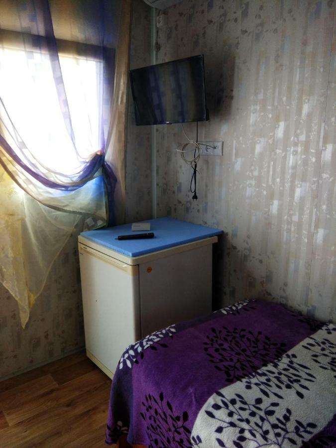 Mini Hotel Уютный Дворик Odesa Exterior foto