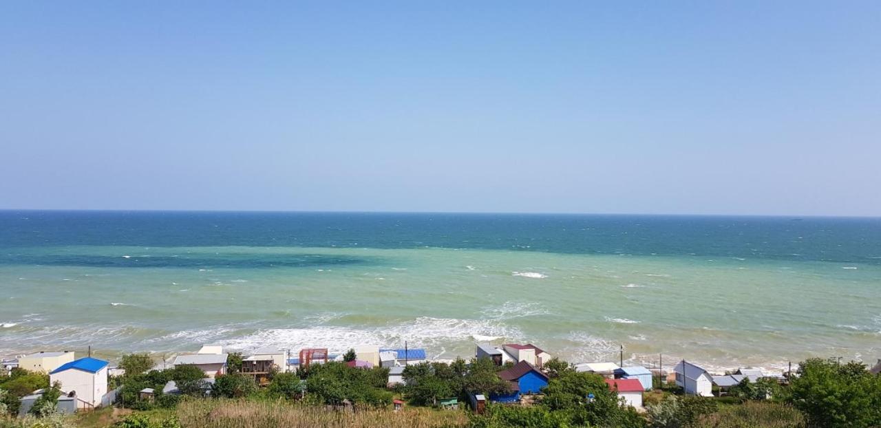 Mini Hotel Уютный Дворик Odesa Exterior foto